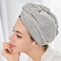 Miniatyrbild 5 av 7: SnabbTorkande Badrumshatt Bambumikrofiber Hårhandduk Wrap Grå Randig Snabbtorkande Duschturbanhatt med Knapp Superabsorberande Anti-Frizz Badhatt
