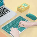 Miniatyrbild 5 av 5: Ultratunn trådlöst Bluetooth-tangentbord med styrplatta - Universellt laddningsbart tangentbord för iPad iOS Android Windows-enheter