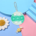 Miniatyrbild 4 av 5: Mini Pop Leksak, Nyckelring Pop-Bubbla Sensorisk Leksak, för Barn Vuxna (2-pack)