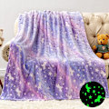 Miniatyrbild 3 av 5: Gosig filt stjärnor enhörning i mörkt lila fleece mjuk filt glow in the dark filt presenter till barn tjejer, supermjuk fleece filt