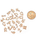 Miniatyrbild 5 av 5: 26 st/set Legering Bokstav Rhinestone Berlocker Hängande Berlocker Bokstav A~Z Alfabet Kristall Hängande Berlocker Pärlor Lätt Guldförgylld för Smyckestillverkning