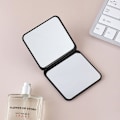 Miniatyrbild 1 av 11: Mini Fyrkantig Sminkspegel Bärbar Dubbelsidig Vikbar Spegel Liten Gåva E8P6 black 1pcs