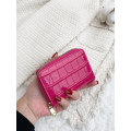 Pikkukuva 1 / 3: Korthållare i Krokodil imitation 11x8 cm (11 Fack) Cerise