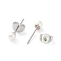Miniatyrbillede 2 af 2: Studs Örhängen i 316L Kirurgiskt stål med c:a 6 mm vit pärla