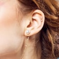 Miniatyrbild 5 av 5: Stjärnformad Tragus/Cartilage Piercing i IP-316L stål 4 mm CZ