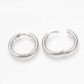 Pikkukuva 1 / 2: 1 Par 17 mm Hoops örhängen i  316L kirurgiskt stål