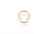 Miniatyrbillede 1 af 2: Segment Piercingring i Härdad Guldpläterad 316L kirurgiskt stål
