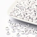 Miniatyrbillede 2 af 2: 100 stk Hvide bogstavperler "J" i akryl med sort tekst