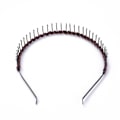 Pikkukuva 2 / 2: Svart Kam diadem i metall 22,5  mm. bred med brun band