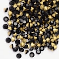 Pikkukuva 1 / 11: 50 Koniska Swarovski kristaller för inlägg Ø 6 mm Svart 2 Svart
