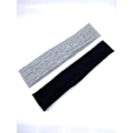 Miniatyrbilde 1 av 2: 2 Stretch hårbånd i polyester C:a 5~6 x 20 cm. 1 svart 1 grå