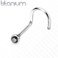 Miniatyrbillede 8 af 11: Påskruet næsepiercing i Grade 23 Titanium med "press fit" zirkon 2 aurora borealis (AB)