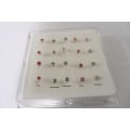 Miniatyrbild 2 av 3: 1 st. Rund näspiercing i 925 sterling silver med 2 mm. strass(k) 5 Röd