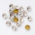 Pikkukuva 1 / 2: 300 Vita koniska Swarovski kristaller för inlägg Ø 4,2-4,4 mm. 4    4,2-4,4