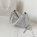 Miniatyrbillede 2 af 5: Glitrende Rhinestone Skuldertaske Aften Dame Luksus Skinnende Håndtaske Crossbody Taske, 1 stk - sølv