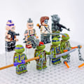 Pikkukuva 2 / 5: Teenage Mutant Ninja Turtles Minihahmosetti aseilla ja tarvikkeilla
