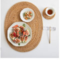 Miniatyrbilde 4 av 6: Rattan Brikke Naturlig Håndlaget Rattan Varmebestandig Brikke Isolasjonsmatte Rattan Gryteunderlag (15.7x11.8 TOMMER)