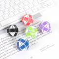 Miniatyrbilde 6 av 6: Variert Rubiks kube puslespill leker for barn Red 13G