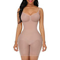 Miniatyrbilde 1 av 7: Jumpsuit for kvinner med formet tights og justerbare stropper skin L