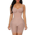 Pikkukuva 1 / 7: Naisten muotoillut sukkahousut säädettävllä olkaimella jumpsuit skin S