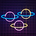 Miniatyrbild 2 av 5: LED Planet Rocket Neonljus - Färgglad Ljusdesign 3
