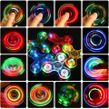 Miniatyrbild 3 av 4: Luminous LED Fidget Spinner L