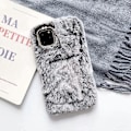 Miniatyrbild 2 av 5: Plush Plånboksfodral Kompatibelt med iPhone 11, Bling Diamant Fluffig Mjuk Päls TPU-fodral Plånboksöverdrag med Kortfack för Flickor Kvinnor (Plånboksgrå, iP