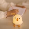 Miniatyrbillede 3 af 4: Andenat Lys Natlampe Soveværelse Timing Silikone Klap Lys Børns Kreative Gave Mobiltelefon Holder USB Opladning Skrivebordslampe (Stil 1)