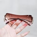 Miniatyrbillede 3 af 5: Slange spejl ben solbriller uden ramme personlige innovative design solbriller til rejser（Transparent sølv）