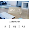 Miniatyrbillede 2 af 5: Digitalt vækkeur med elektronisk LED-tidsvisning i træ, 3 alarmindstillinger