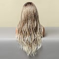 Miniatyrbild 4 av 4: Ombre brun peruk med gråa slingor, mittbena, lång vågig värmetålig