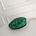 Miniatyrbilde 2 av 5: Beret for Kvinner Leopard Print Flat Top Hat Høst Vinter Zebra Mønster Plysj Beret Heklet Beanie Beret Slouchy Maler Cap（One Size，Zebra Mønster）