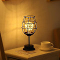Miniatyrbild 2 av 5: Svart metalltrådsbordslampa - Rött vinglasformat modernt järnkorg nattljus