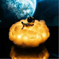 Miniatyrbilde 5 av 5: Rom astronaut LED nattlys 3D regnbue skylampe barn fargerik gave