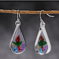 Miniatyrbild 3 av 5: Mori Portray Rose Real Flower Drop Earrings, Kvinnors Växt Hänge Örhänge
