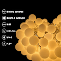 Pikkukuva 3 / 5: Pallomaiset valonauhat, 3m 20 Led-palloa, paristokäyttöinen sisä- ja ulkokoristelu