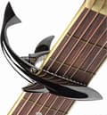 Shark Capo, tonklämma i zinklegering för akustisk, folk-, elgitarr och ukulele (svart)
