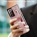 Pikkukuva 5 / 5: SBSG Suunniteltu Samsung Galaxy Note 20 Ultra/Note20 Plus 5G -lompakkokotelolle säädettävällä rannehihnalla, jalustalla, PU-nahkaisella luottokorttipidikkeellä ja iskusuojalla