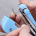 Miniatyrbillede 4 af 5: Mini Manuel Symaskine Hurtig Handy Stitch til Stof Tøj Bærbar Håndholdt Trådløs Symaskine DIY Syværktøj