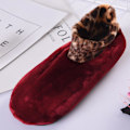 Miniatyrbild 3 av 5: Leopardmönstrade golvstrumpor för barn, höst och vinter, dubbla lager plus sammet, tjocka, halkfria, varma, utan dun, yogadansstrumpor