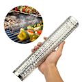 Pikkukuva 5 / 5: BBQ-varusteet ruostumattomasta teräksestä - Reikäinen verkko savustustyyny BBQ-grillin generaattori savustukseen