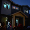 Miniatyrbilde 3 av 5: Halloween Jul Holografisk Projektor - Utendørs LED-projeksjonslampe med 12 filmer for festivaler