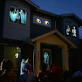 Miniatyrbillede 3 af 5: Jul Halloween Holografisk Projektor Vindue Projektor Led Holografisk Projektionslampe, 12 Filmfestivaler, Brugt Til Jul Og Halloween