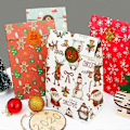 Miniatyrbilde 4 av 4: 24 stk Julepapirposer Multipakke, Juleposer Små Gaveposer med Tetningsklistremerker, Julerisposer Festposer Godteribehandler Gave