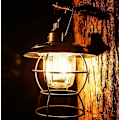 Miniatyrbild 3 av 4: 1-pack Retro LED Campinglykta Typ-C Uppladdningsbar och Dimbar, Söt Retro Handhållen Bärbar Campinglykta Utomhus, Perfekt Campinglykta för E