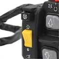 Miniatyrbild 3 av 5: Elektrisk Växelkontrollbrytare 35140 HM8 B73 Motor Start Stopp Strålkastarbrytare Ersättning För Recon 250 250TE 2007 till 2020