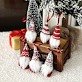 Miniatyrbillede 4 af 5: Julepynt, Juledekorationer Træhængende Julemand Elf Hjem
