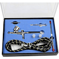 Miniatyrbilde 2 av 4: 130k 0.2, 0.3 & 0.5mm Presisjons Dobbelvirkende Gravity Feed Airbrush