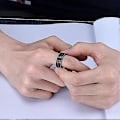Miniatyrbillede 2 af 2: Intertwine 8mm Spinner Ring Rustfrit Stål Fidget Ring Angst Ring til Mænd Sort/Blå/Sølv/Guld Fidget Angst Ring