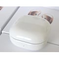 Pikkukuva 4 / 5: Mustat/valkoiset langattomat kuulokkeet Bluetooth In-ear True Cordless Handsfree-puhelumikrofonilla, 4 pitkää soittoaikaa; Sisältää kompaktin case White